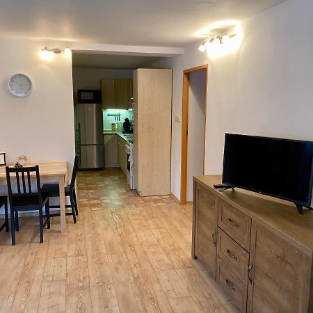 Apartman Pod Lesem Svoboda nad Upou Bagian luar foto